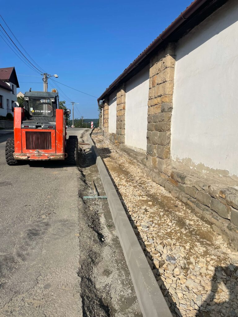 Zemní a výkopové práce Auto Bachan - Uherský Ostroh